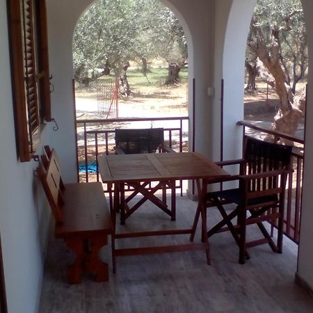 דירות מישטראש Manousi 1- Ground Floor מראה חיצוני תמונה