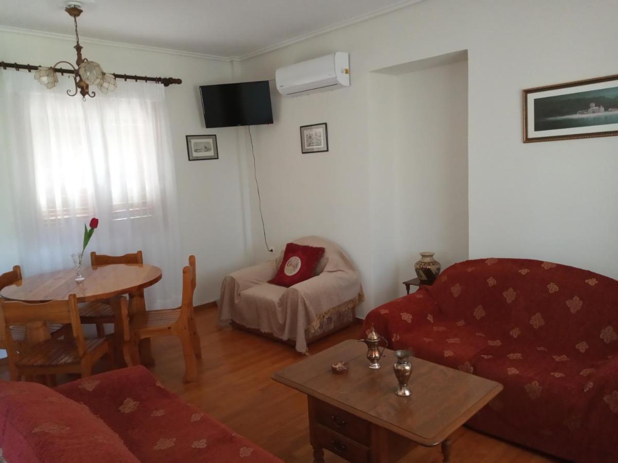 דירות מישטראש Manousi 1- Ground Floor מראה חיצוני תמונה