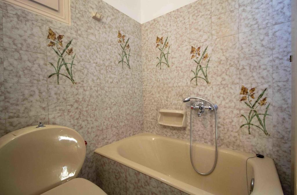 דירות מישטראש Manousi 1- Ground Floor מראה חיצוני תמונה